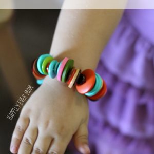 How to Make an Easy Button Bracelet