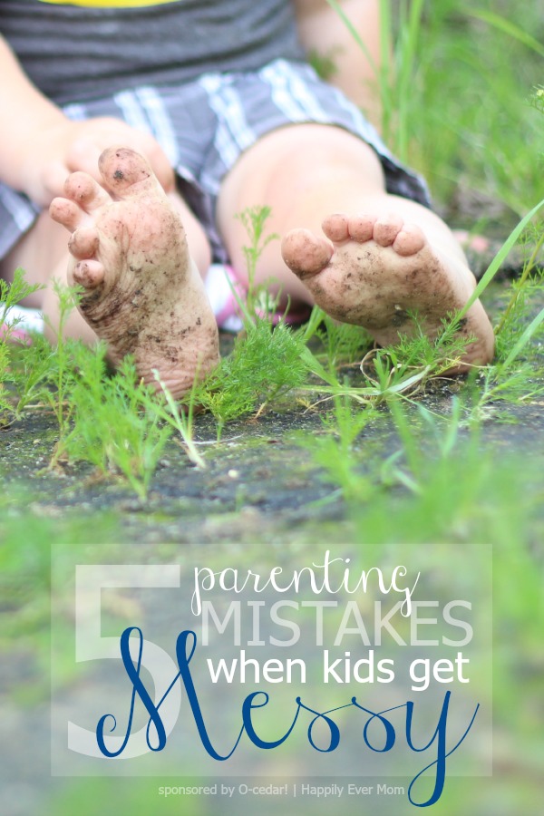 Biggest mistakes parents can make when kids get messy #SweepTheMess #ad 